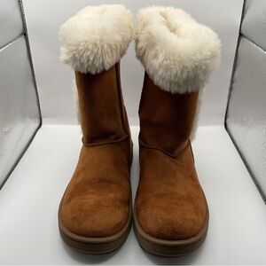 So Girls Sophia Snow Faux Fur Boots Size 4 NWT